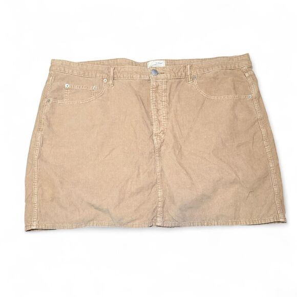 Universal Thread Women’s Size 22 Tan Corduroy Button Front Mini Skirt 100% Cotto - Picture 1 of 5